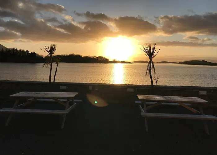 The Quays * Westport